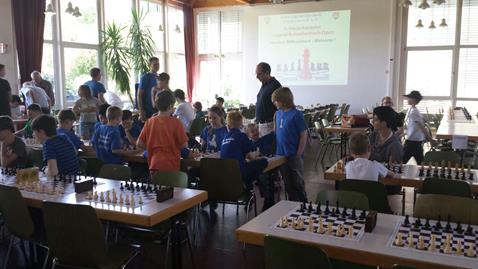 Viel Blau beim Warmspielen in Niederkassel Viel Blau beim Warmspielen in Niederkassel