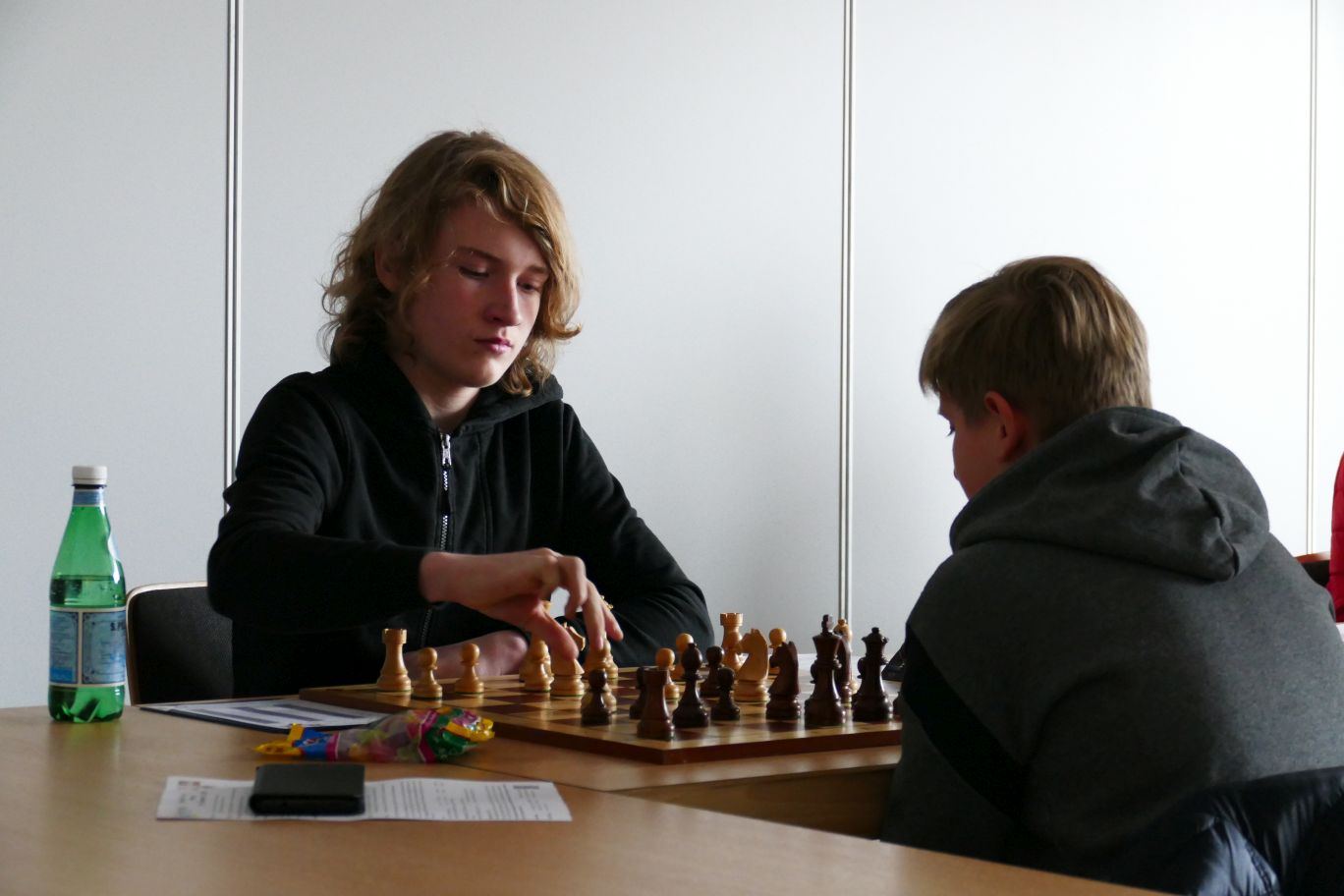 Irmin Mainka gegen Denis Skabs am Brett 2